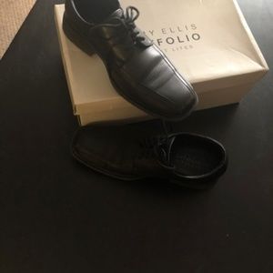 Perry Ellis Portfolio Dress Lites